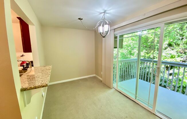 Bellevue Condo!!!