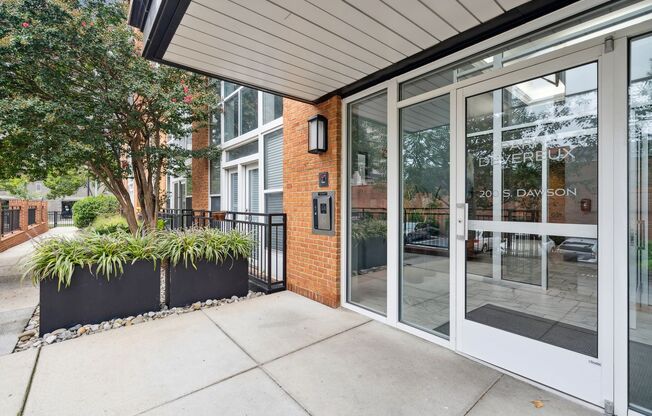 Free Rent! Available Now! 300 S Dawson St - Downtown Raleigh Stunner!