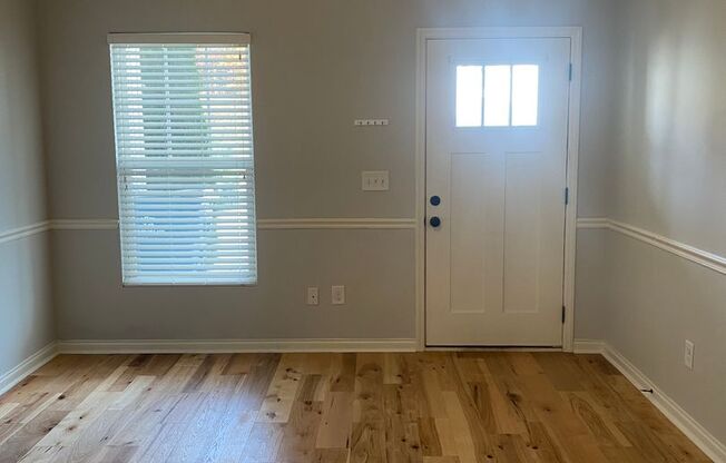 3 BR | 2.5 BA | Townhome Close to Volkswagen, Amazon & Fed Ex