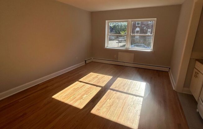 Studio, 1 bath, 450 sqft, $1,450, Unit A2