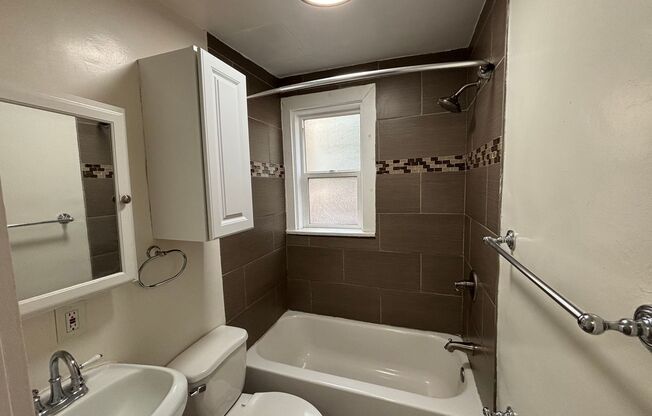 Studio, 1 bath, $1,300, Unit 103