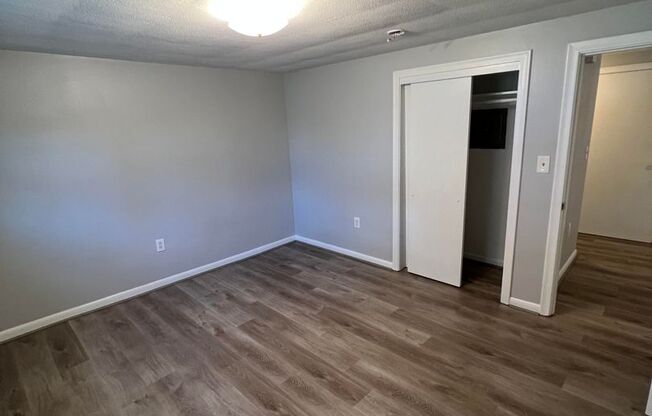 Spacious 1-Bed in Prime Waltham Location | Heat & Hot Water Included!