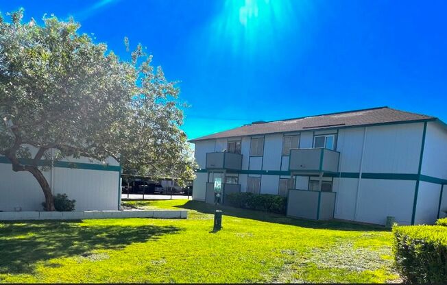 Canyon Club Apartments