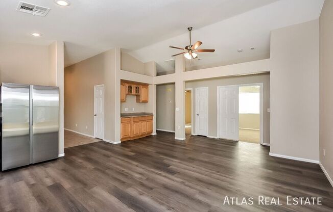 8557 TIMBER PINE AVE