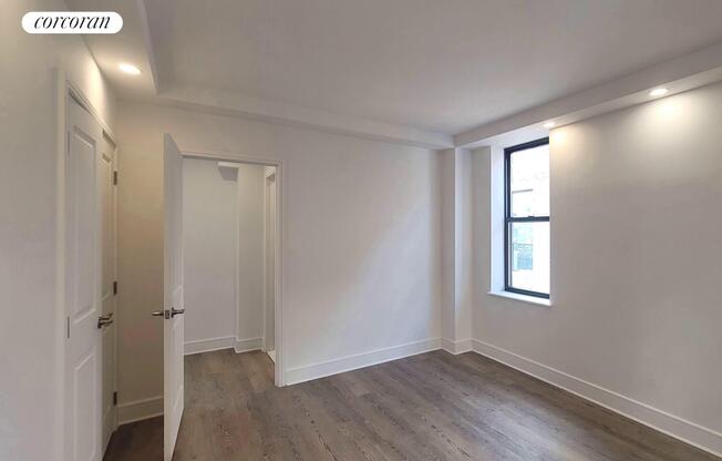 2 beds, 2 baths, $8,000, Unit 15B