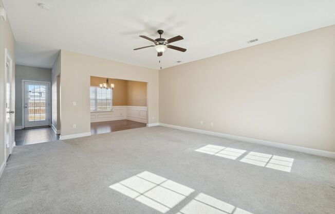 MOVE-IN READY! (Pet Friendly)