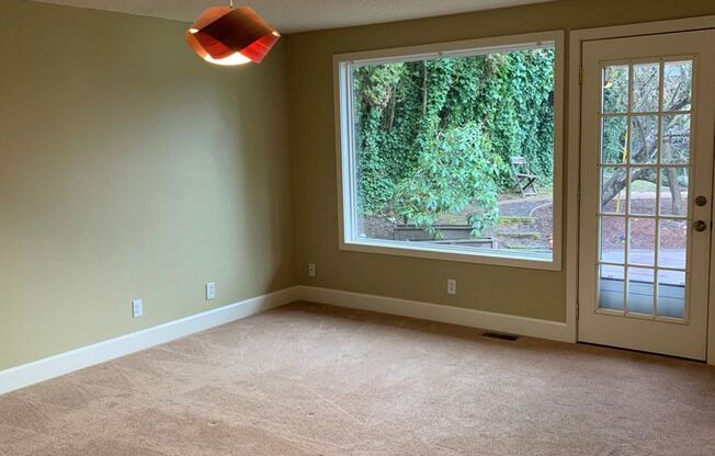 Beautiful South Eugene Home