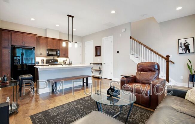 508 VERNON CIR