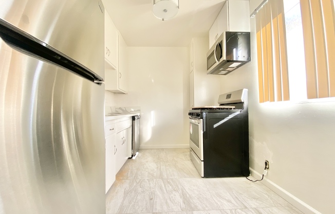 1 bed, 1 bath, $2,395