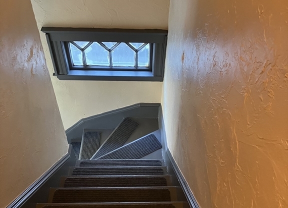 4 beds, 1 bath, 2,250 sqft, $3,800, Unit 1