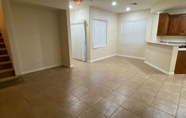 N.W. HIGHLY UPGRADED BEAUTIFUL HOME