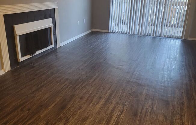 2 beds, 2 baths, 1,000 sqft, $900, Unit 3741 Alibi #2