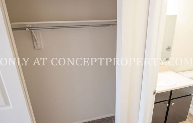 Studio, 1 bath, 360 sqft, $710, Unit 302
