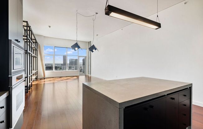 2 beds, 2 baths, 1,685 sqft, $3,900, Unit CIV1605