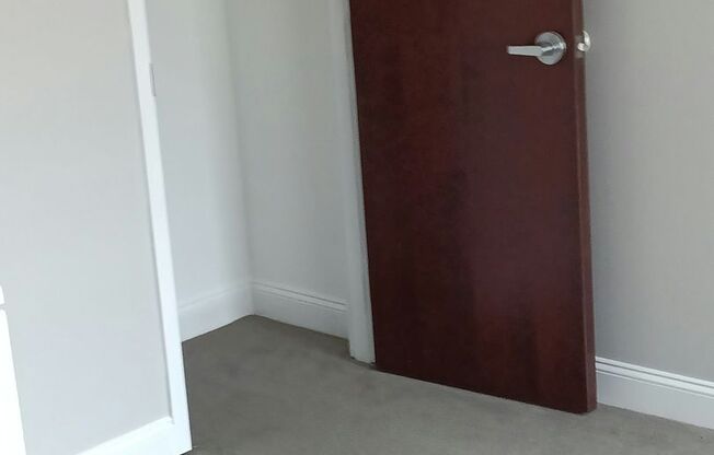 1 bed, 1 bath, 549 sqft, $1,325, Unit 510