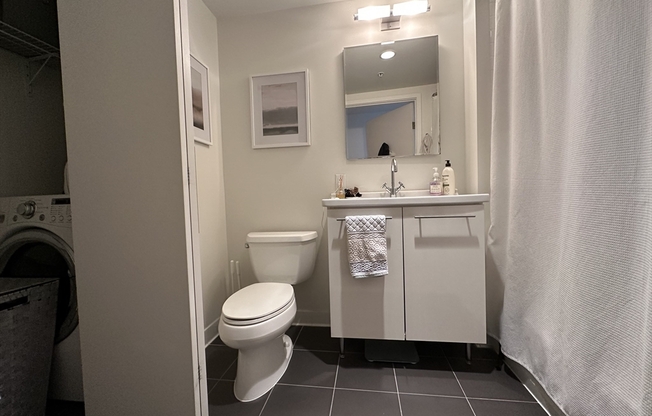 1 bed, 1 bath, 688 sqft, $3,100, Unit T614