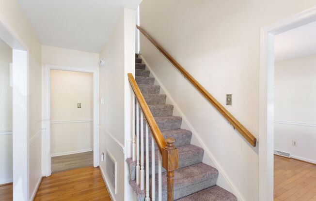 Spacious 4-Bedroom Home in Willow Oaks – Minutes from Langley AFB!