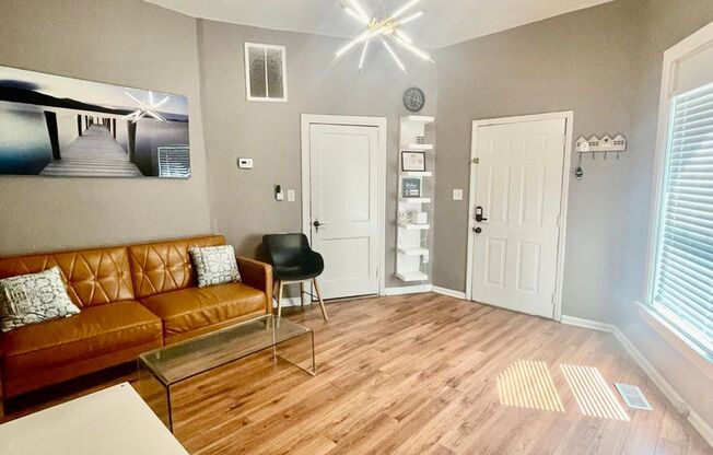 Welcome to this charming 3-bedroom, 1-bathroom home located in the vibrant city of Charlotte, NC