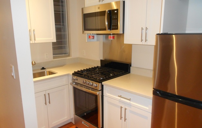 25 EDGERLY RD