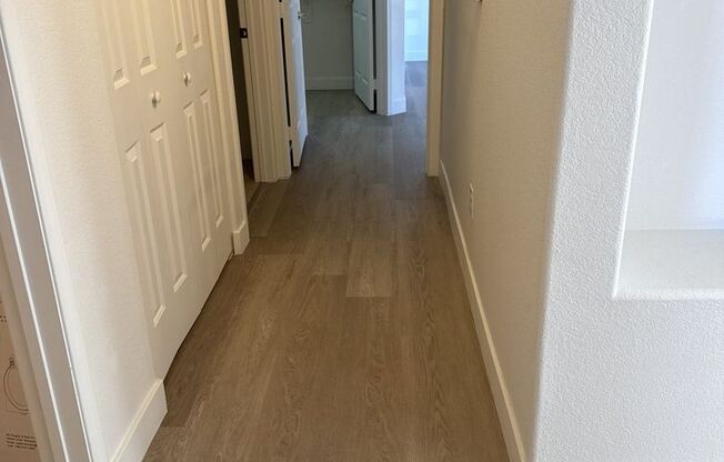 2 beds, 2 baths, $1,450, Unit # 2612