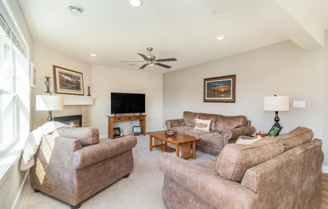 Luxury 3-Bed, 3-Bath Townhome in Prior Lake for $2,890/month!