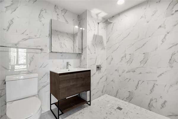 2 beds, 2 baths, 1,012 sqft, $3,139, Unit 1D