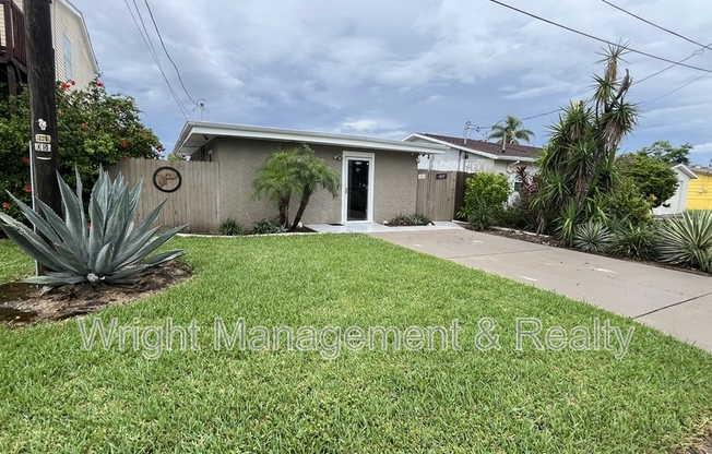 14982 EDGEWATER CIR