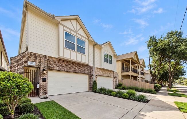 Stunning 3/2.5/2 Craftsman home in highly desirable and sought after Heights Location!