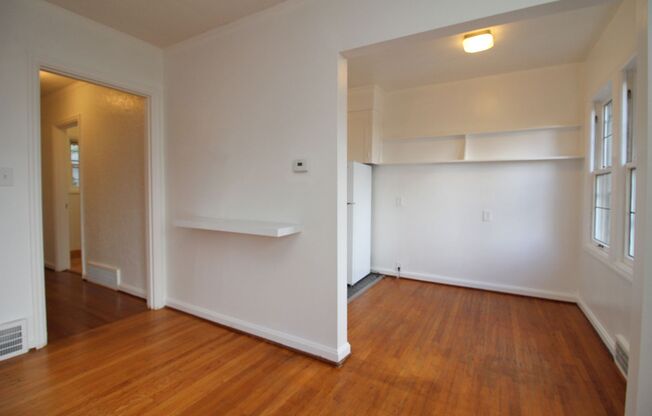 1 bed, 1 bath, 520 sqft, $1,300, Unit 2358