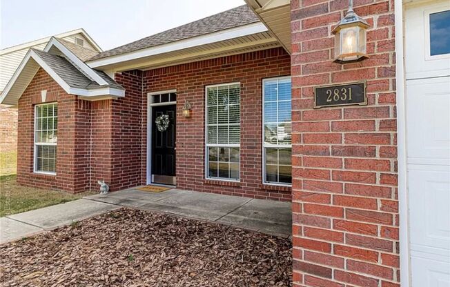 Beautiful Home In The Heart of Farmington, Arkansas! Apply Today!!