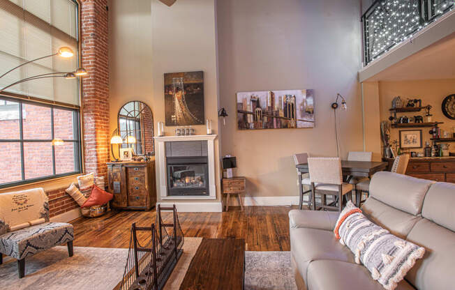 apartment for rent, Coventry, Warwick, West Warwick, Providence, 1 bedroom, 2 bedroom, 3 bedroom, luxury apartment, pet friendly, fireplace, hardwood floors, open floorplan