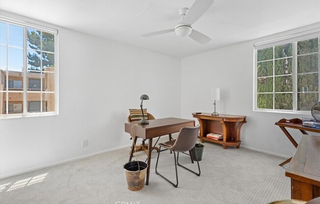 5050 COLDWATER CYN AVE