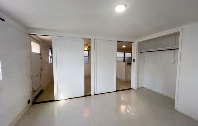 2 beds, 1 bath, $1,700, Unit 1