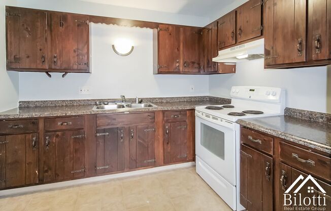 18 Lee Rd