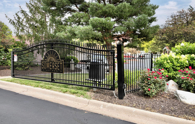 Property Exterior at Somerset Apartments in Lincoln, NE
