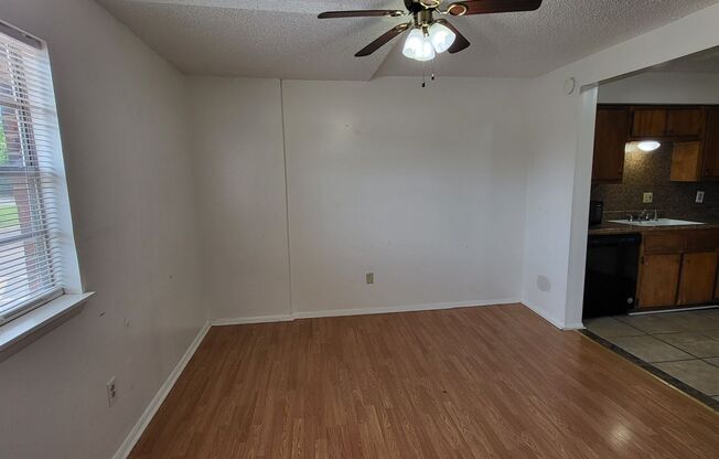 3 bedroom, 2.5 bathroom apartment with central heat and air