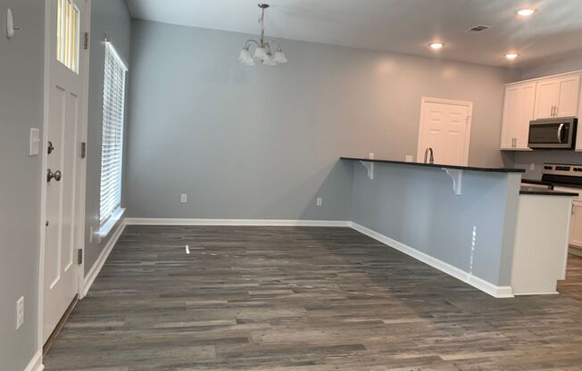 3 beds, 2 baths, $1,925