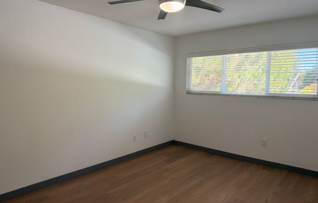 2 beds, 1 bath, 920 sqft, $2,815, Unit D011