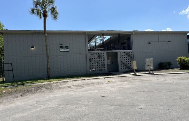 1 bed, 1 bath, $800, Unit 5844 Justina Court Unit 5