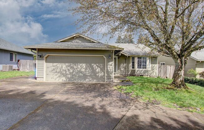 Three Bedroom on quiet cul-de-sac!