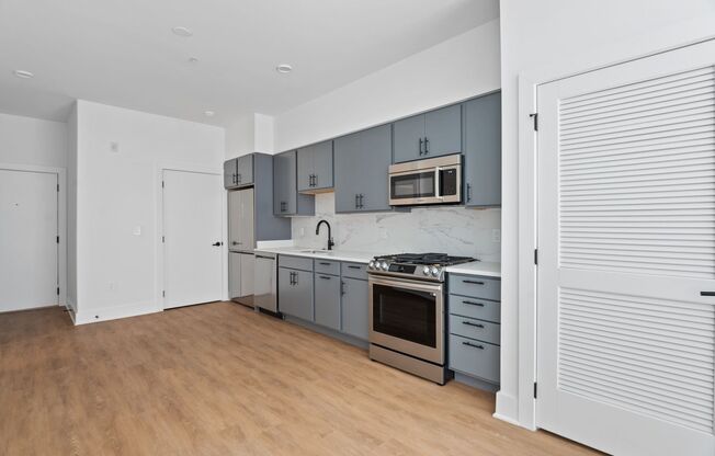 1 bed, 1 bath, $1,800