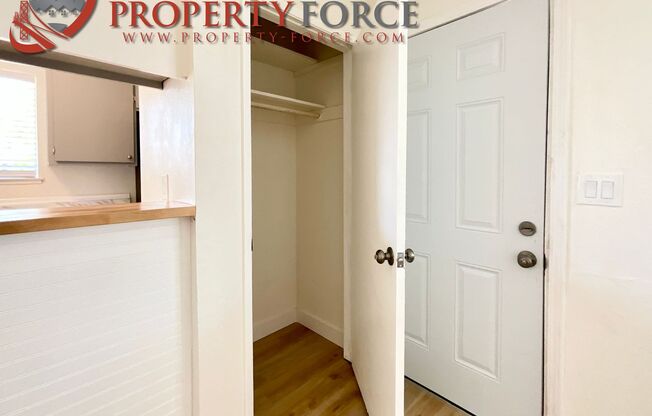 2 beds, 1 bath, $2,495