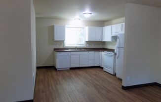 2 beds, 1 bath, $1,375