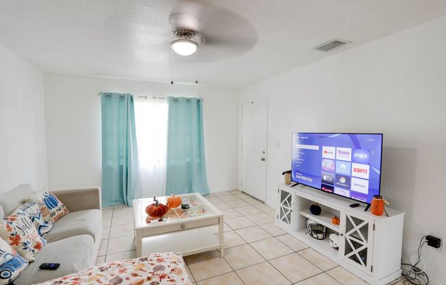 2 beds, 2 baths, $1,695