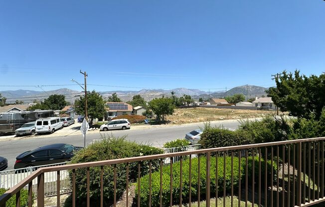 3bd/2ba Condo - Mentone, CA