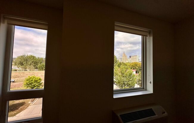 1 bed, 1 bath, 544 sqft, $1,350, Unit 322