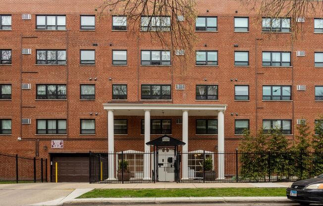 1 bed, 1 bath, 750 sqft, $1,595, Unit 1111H-404