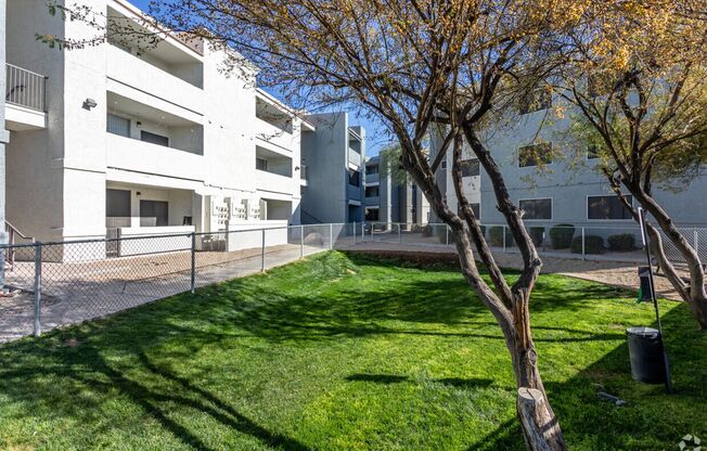 2 beds, 2 baths, 972 sqft, $1,599, Unit 320