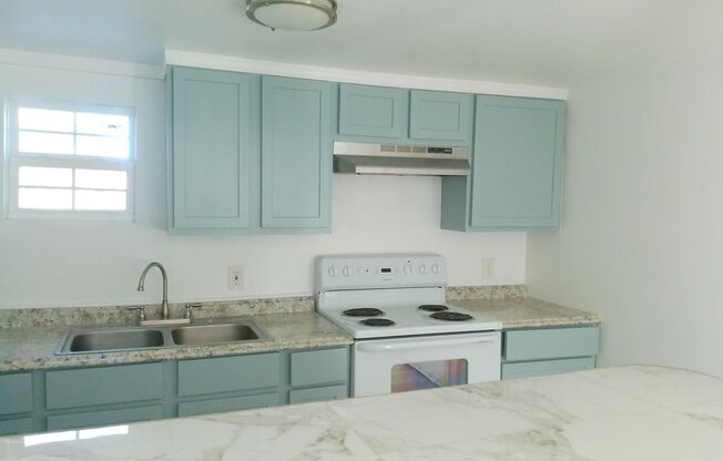 801 Alameda Unit A - 2/Bed 1/Bath - $900/month