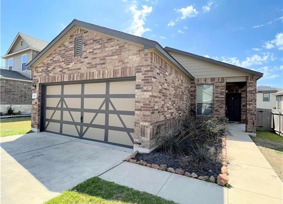 901 SOLITUDE DR